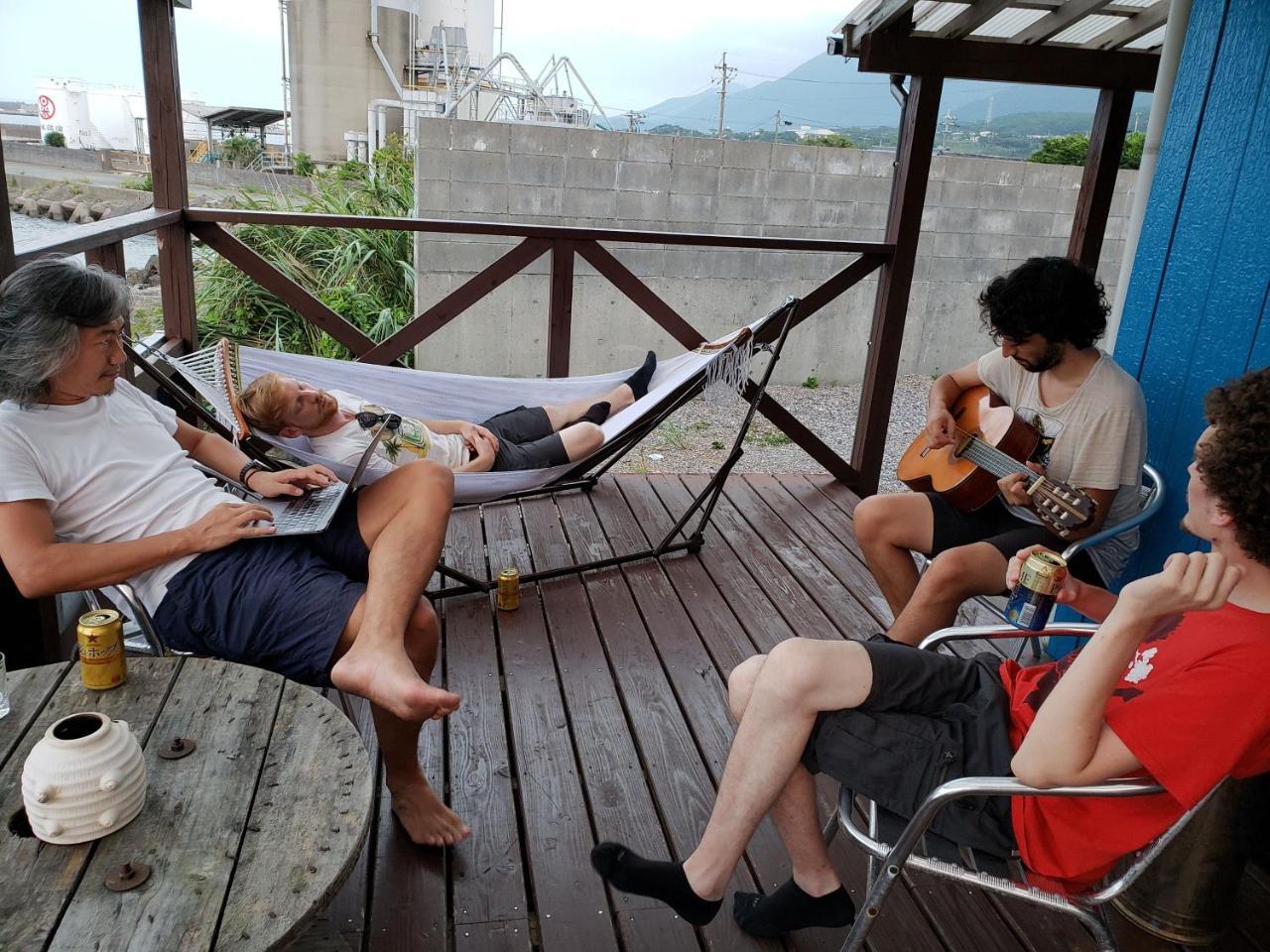 Yakushima Youth Hostel Exterior foto