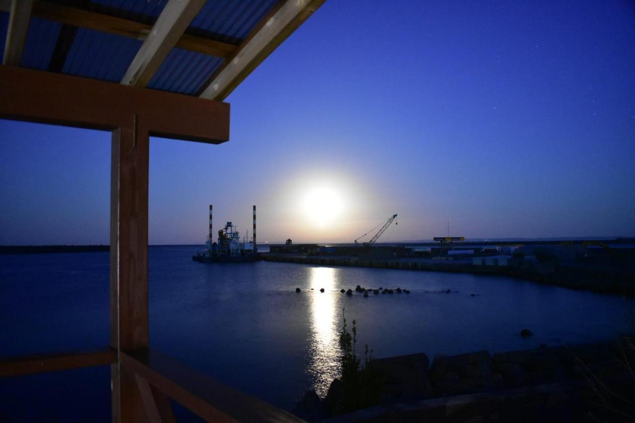 Yakushima Youth Hostel Exterior foto